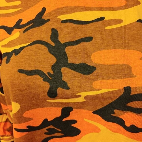 ROTHCO WOMEN'S LONG SLEEVE CROP TOP - Picture 3 of 3